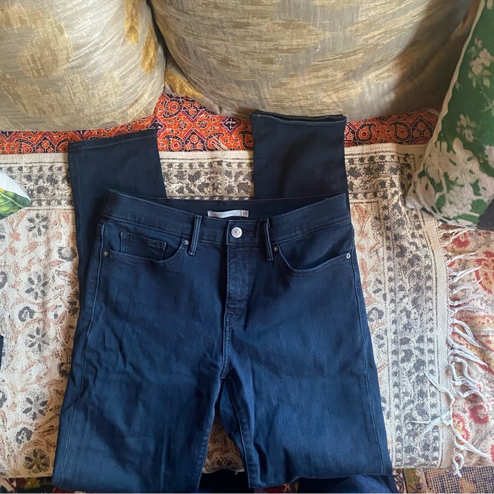 Skinny black jeans / Levi’s 311